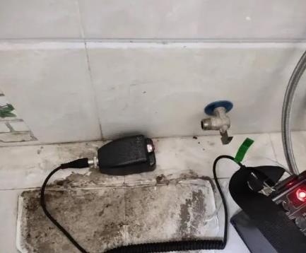 湟中屋顶漏水维修公司分享下卫生间漏水的危害及解决方法